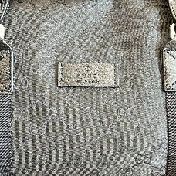 Gucci Duffle bag - Picture 4 of 16